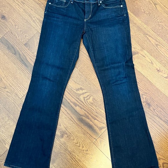Citizens of Humanity Low Rise Boot Cut "Kelly" Dark Denim Size 29 - Picture 3 of 9